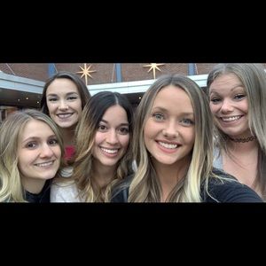 Meet your Posher, Jessica